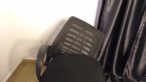 Snapshot of choco_zi chatting on October 15, 6:31 pm zi online show from October 15, 6:31 pm