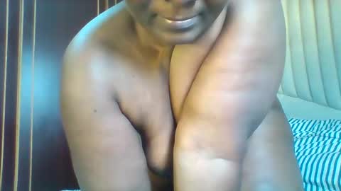 chocobabe002 online show from June 2, 6:26 am