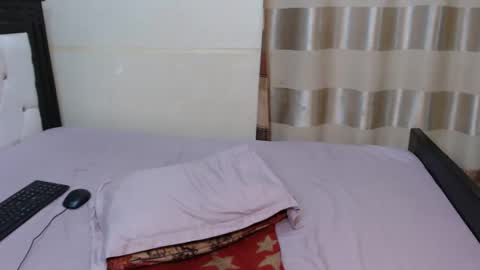 chocolatabig online show from October 21, 9:03 am