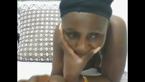 Snapshot of chocolateskin4 chatting on February 25, 8:00 pm JANE online show from February 25, 8:00 pm