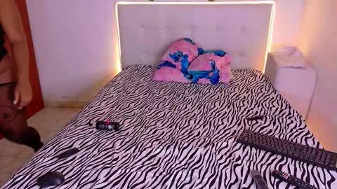   online show from November 14, 6:26 am