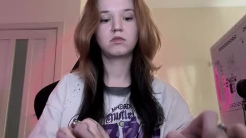 Lissa online show from April 20, 3:20 am