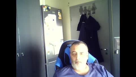 Chris online show from May 2, 9:59 am