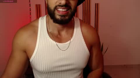 cris         Twitter magnum101010 insta magnumc20 online show from May 18, 10:05 pm