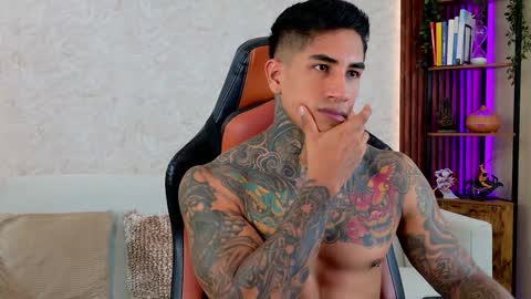 chris reilly online show from March 22, 8:02 pm