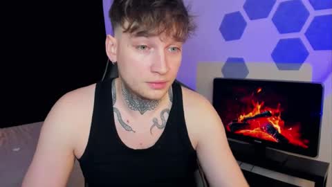 Chris Tyson online show from February 15, 2:26 am