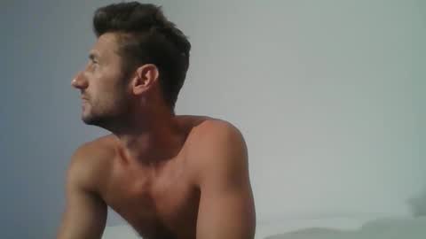 chrisaron online show from September 30, 3:17 am