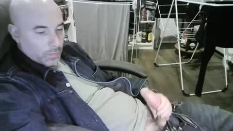 Snapshot of chrisprngr chatting on October 10, 4:02 pm chrisprngr online show from October 10, 4:02 pm