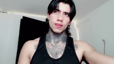 Snapshot of chriss_opp chatting on February 23, 12:16 pm CHRIS  INDEPENT MODEL online show from February 23, 12:16 pm