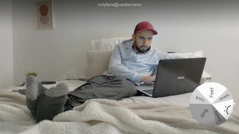 Cardamomo online show from November 18, 3:31 am