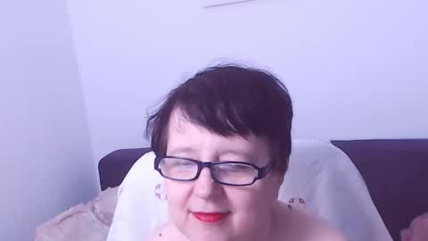 Christa online show from October 28, 11:50 pm