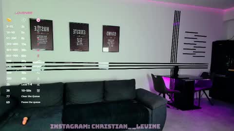 Snapshot of christianlevine_ chatting on February 12, 11:09 pm UPVOTE ME ------ ILL DO SOMETHING FOR FREE online show from February 12, 11:09 pm