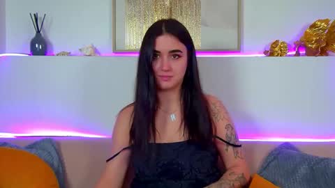 Snapshot of christinamilton chatting on September 12, 6:43 pm Christina online show from September 12, 6:43 pm