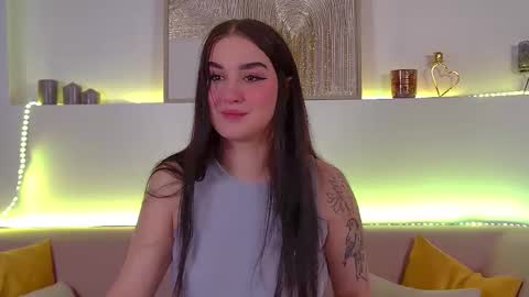 Snapshot of christinamilton chatting on February 27, 6:31 pm Christina online show from February 27, 6:31 pm