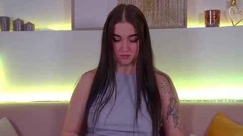 Snapshot of christinamilton chatting on February 27, 9:36 pm Christina online show from February 27, 9:36 pm