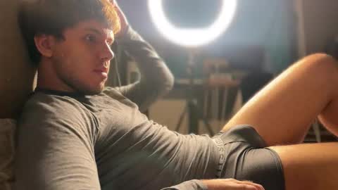 Christopher online show from November 3, 7:53 am