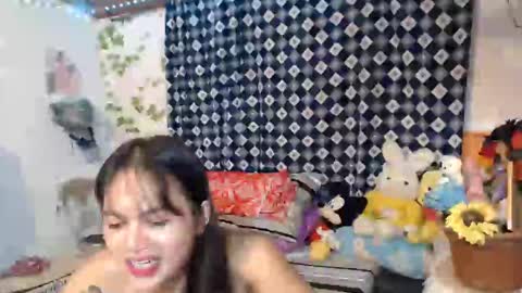 Snapshot of chrysadel chatting on January 13, 10:03 am Ur Suraya22 online show from January 13, 10:03 am