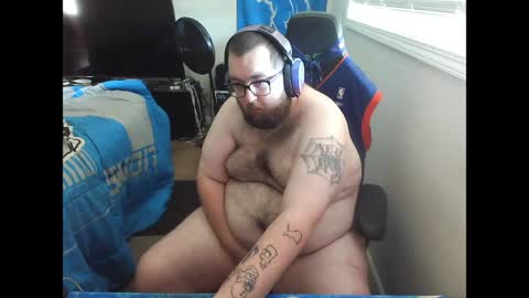 Steven online show from April 8, 3:48 pm