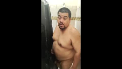 chubdad23 online show from April 6, 12:52 am