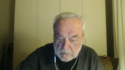 Snapshot of ciaoamoremio4 chatting on February 11, 11:22 pm ciaoamoremio4 online show from February 11, 11:22 pm