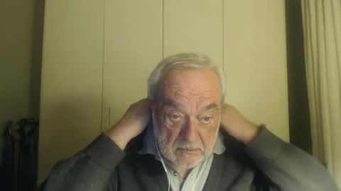 Snapshot of ciaoamoremio4 chatting on December 8, 2:25 am ciaoamoremio4 online show from December 8, 2:25 am