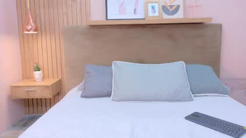 cielo rivera online show from April 6, 1:12 pm