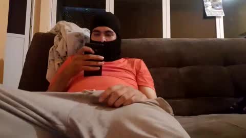 Ernesto online show from April 4, 9:27 am