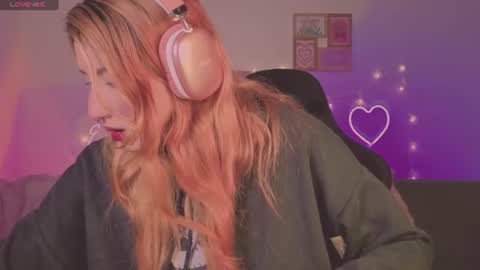 Sofi Eva and Mey online show from June 16, 12:36 am