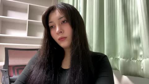 Lin online show from May 21, 10:27 pm