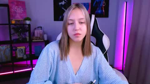 cindylovesmith online show from February 25, 3:10 am