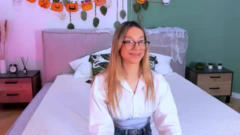 cindymori online show from October 24, 3:02 pm