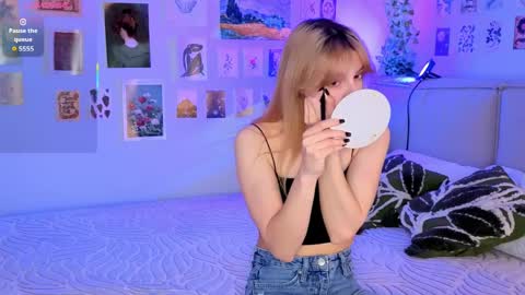 cindymori online show from April 17, 5:54 am