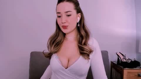 cindyprettywomen online show from May 24, 6:42 am