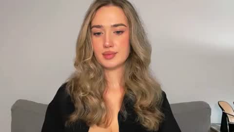 Snapshot of cindyprettywomen chatting on October 8, 3:51 pm cindyprettywomen online show from October 8, 3:51 pm
