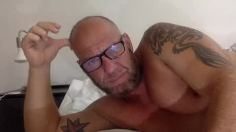 . online show from March 23, 10:15 pm