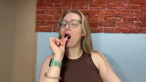 citrusblissss online show from October 2, 12:26 pm