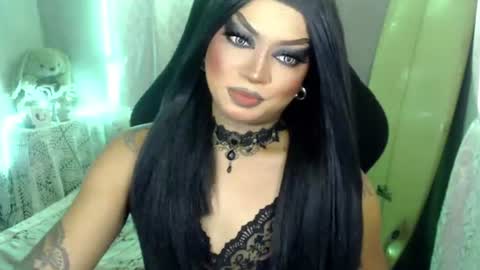 QUEEN CESS online show from June 12, 5:06 am