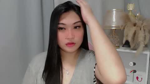 CLAIRE online show from May 25, 8:20 am