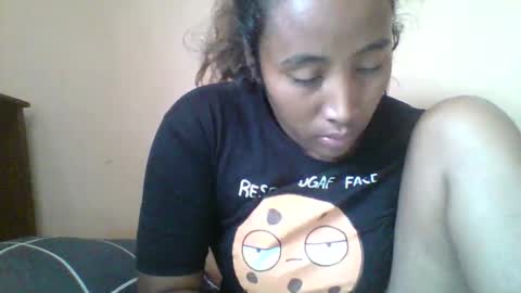 Snapshot of clarah0123 chatting on September 24, 9:49 am Clarah0123 online show from September 24, 9:49 am