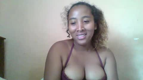Snapshot of clarah0123 chatting on October 16, 8:58 am Clarah0123 online show from October 16, 8:58 am