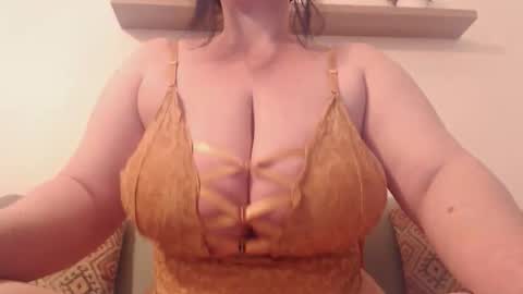 Clara online show from March 24, 9:32 pm