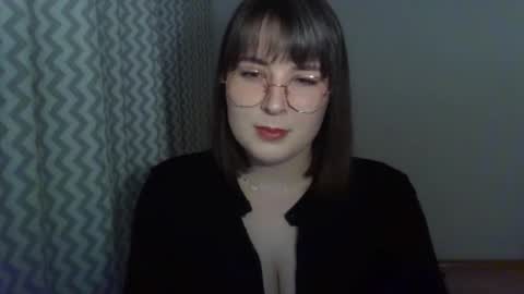 Clara online show from March 6, 6:51 pm