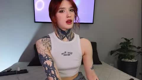 Sophie online show from November 24, 2:54 am