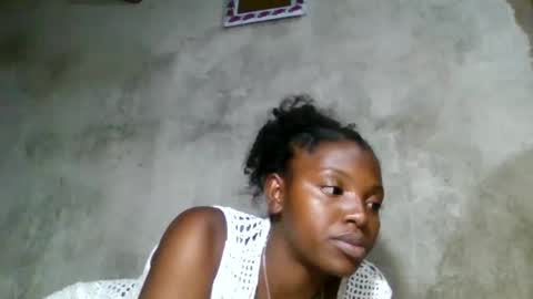 clarisse98 online show from May 3, 7:42 pm