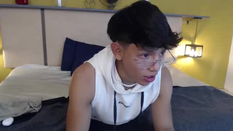 clar online show from February 18, 8:41 pm