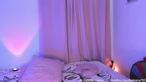 Claudia Rivera online show from December 15, 11:31 pm