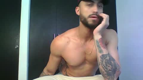 Clay online show from April 15, 7:58 pm