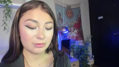 Cleo online show from October 1, 9:46 pm