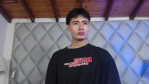 clement_reyes online show from November 2, 1:11 pm