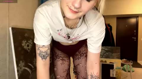 Jenny online show from November 13, 7:27 pm